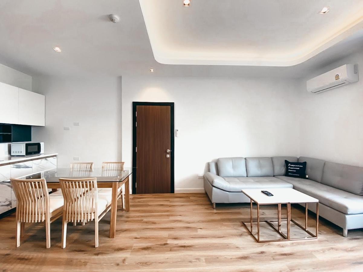 Play Poshtel & Cafe' Hotel Krabi By Eksteriør billede
